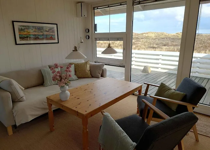 Сasa de vacaciones Lovely Summer House On Natural Grounds *